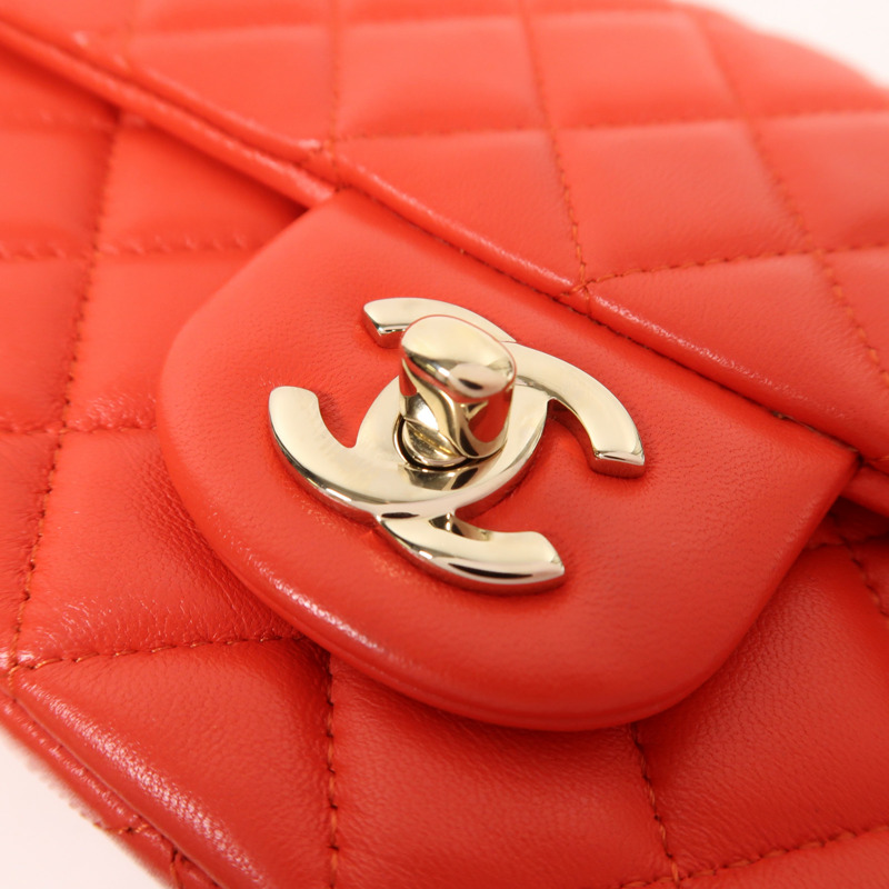 CHANEL 羊皮皮革Classic 20金扣鏈帶肩背袋-9