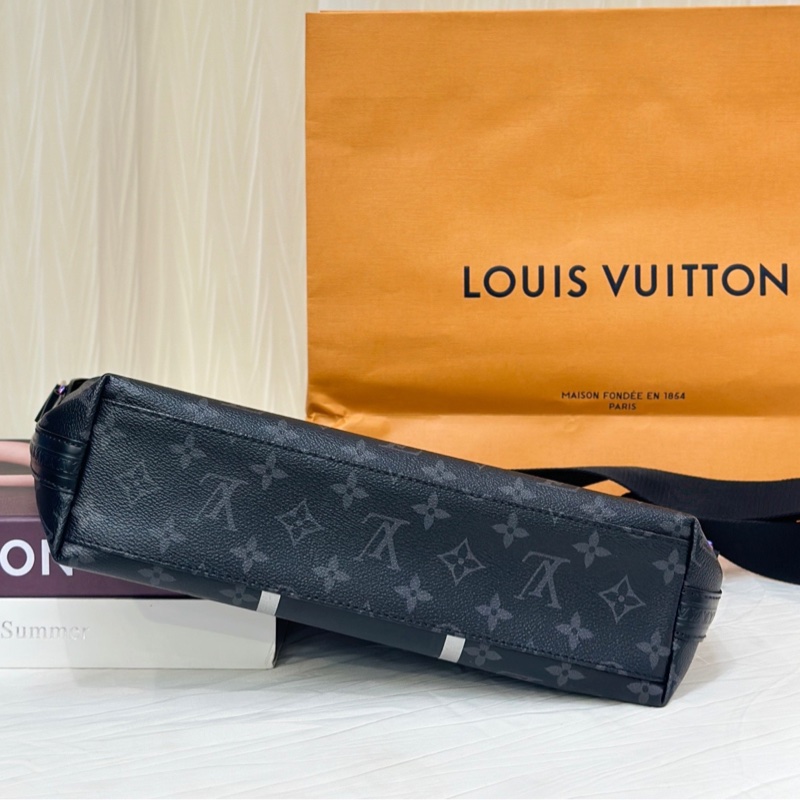 LV男士黑武士斜挎包 藤原浩聯名款 尺寸約30*25~-4