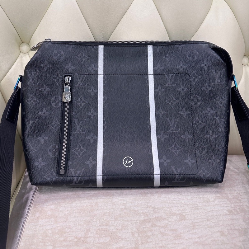 LV男士黑武士斜挎包 藤原浩聯名款 尺寸約30*25~-6