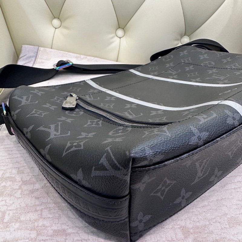 LV男士黑武士斜挎包 藤原浩聯名款 尺寸約30*25~-12