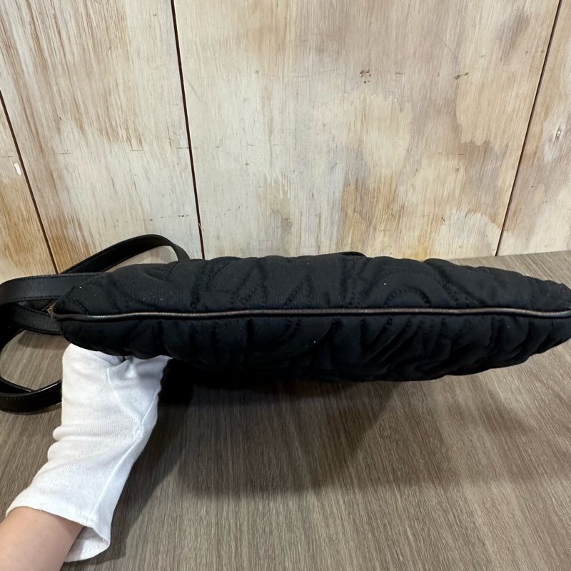 Ferragamo 黑尼龍拼皮革斜背背 郵差包-15