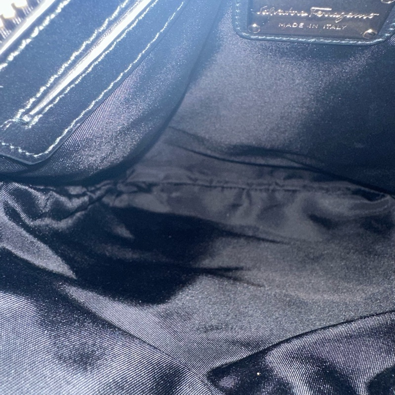 Ferragamo 黑尼龍拼皮革斜背背 郵差包-36