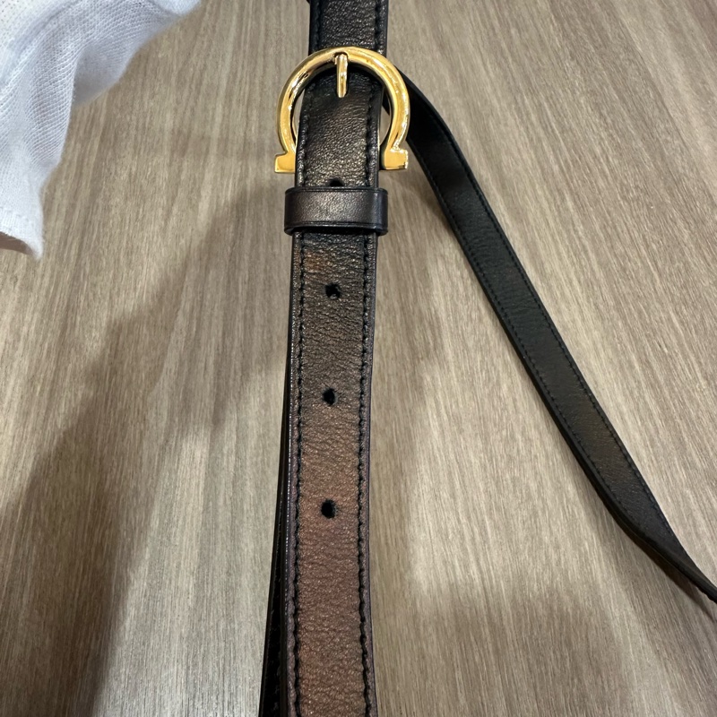 Ferragamo 黑尼龍拼皮革斜背背 郵差包-40