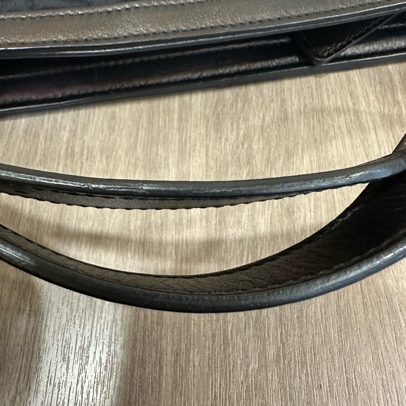 Ferragamo 黑尼龍拼皮革斜背背 郵差包-50