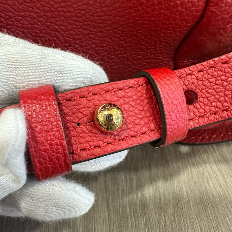 LV M44015 紅色牛皮壓紋後背包-20