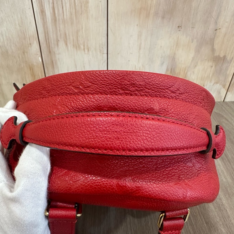 LV M44015 紅色牛皮壓紋後背包-47