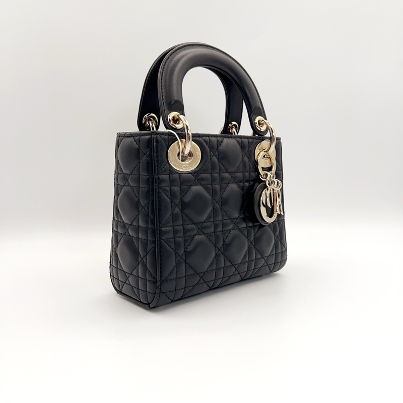 Dior三格戴妃 黑金 23年编码 附件:盒子,尘袋,肩带,身份卡 尺寸約:17*14cm-2