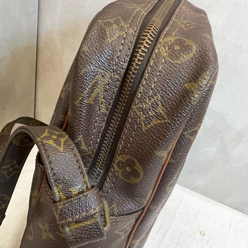 Louis Vuitton 直式書包-8