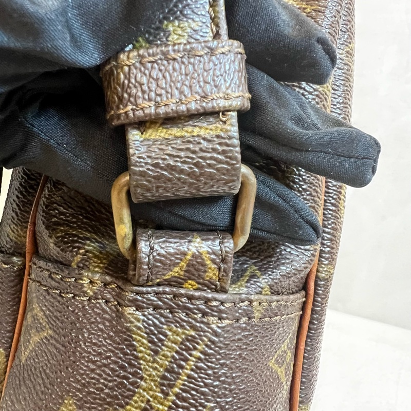 Louis Vuitton 直式書包-11