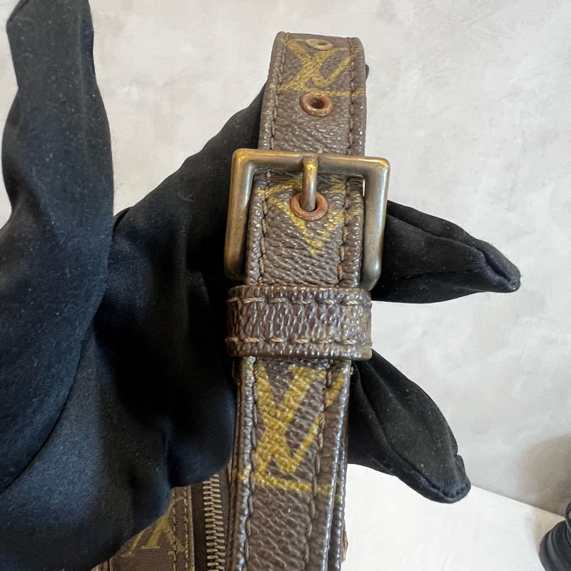 Louis Vuitton 直式書包-21