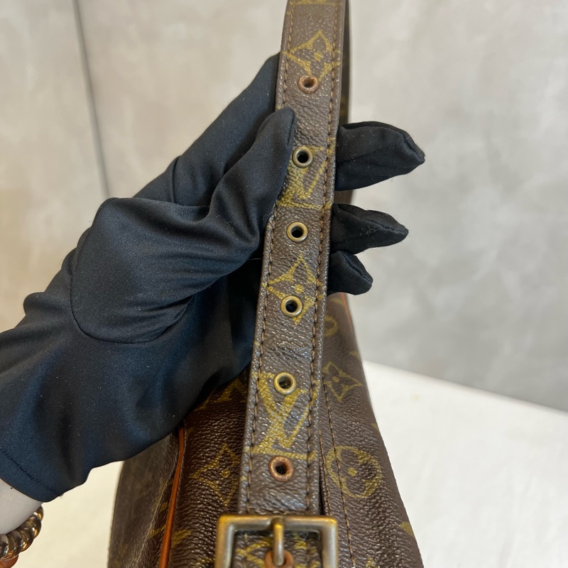 Louis Vuitton 直式書包-23