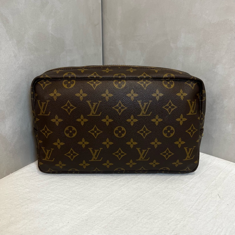 LV 經典洗漱包 手拿包-5