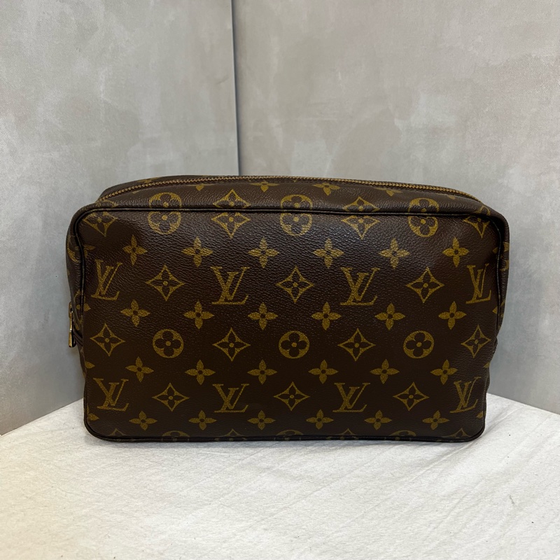 LV 經典洗漱包 手拿包-6