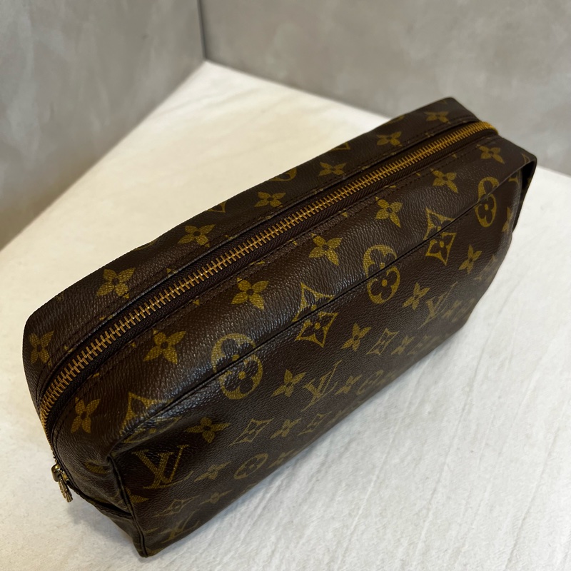 LV 經典洗漱包 手拿包-7