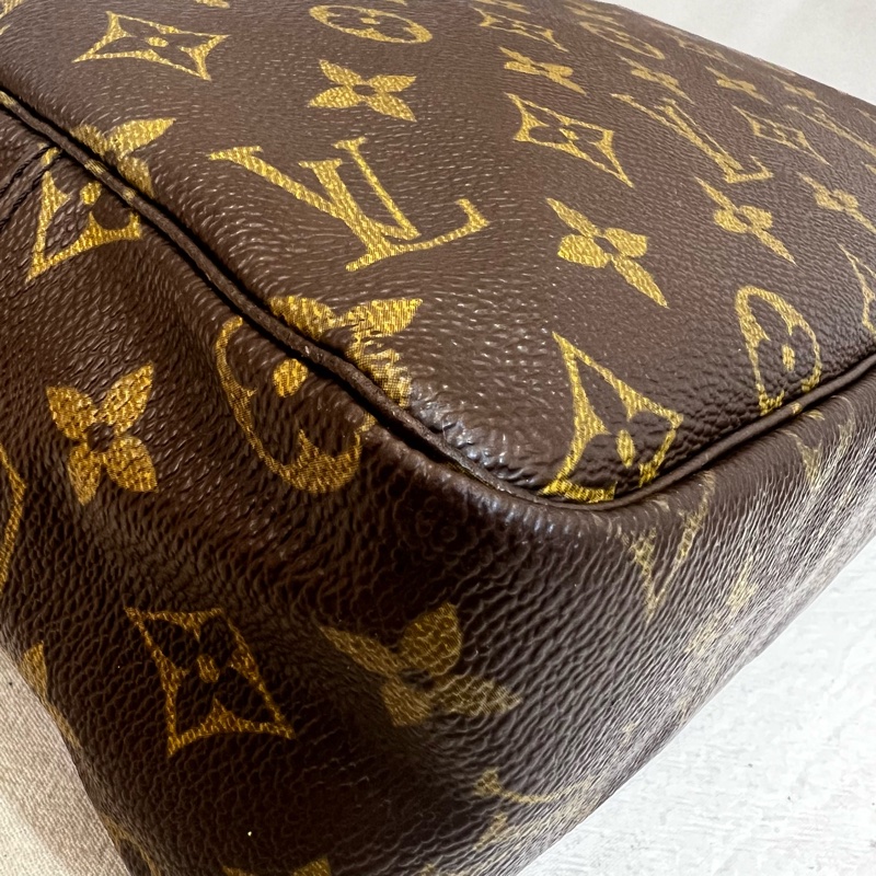 LV 經典洗漱包 手拿包-10
