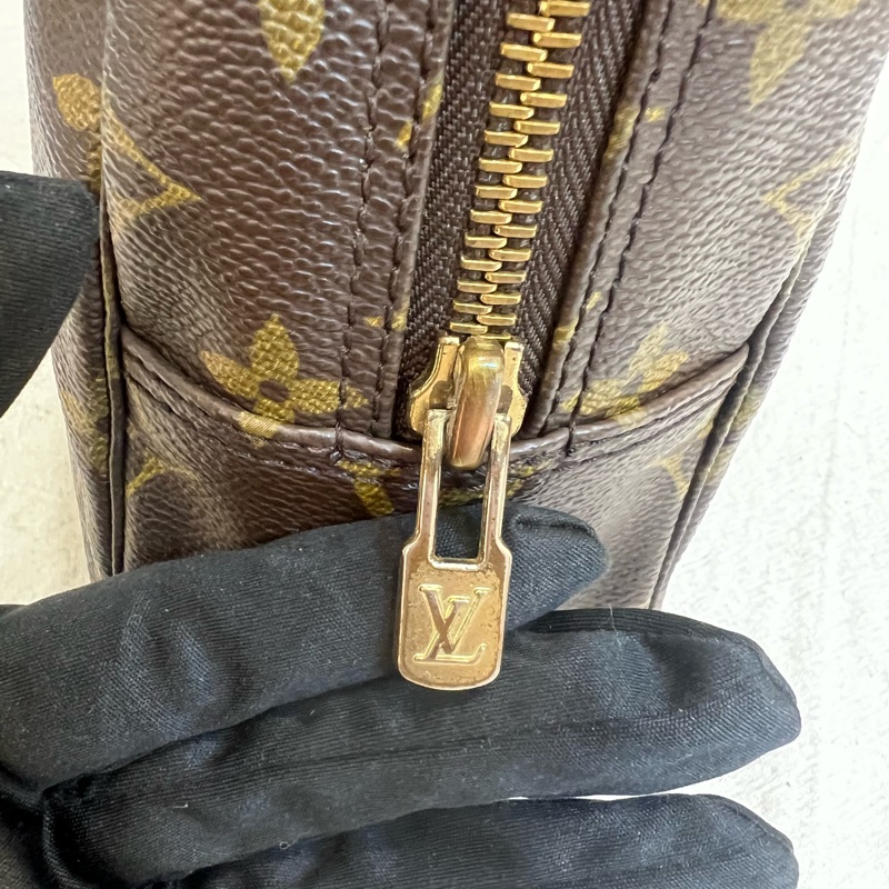 LV 經典洗漱包 手拿包-13