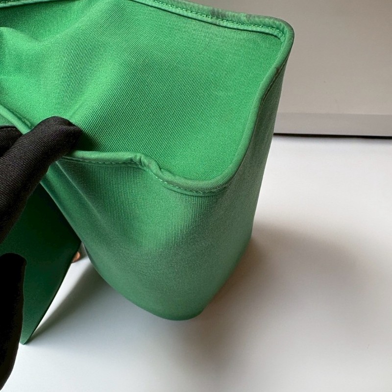 Hermes 銀釦綠布herbag 31-12