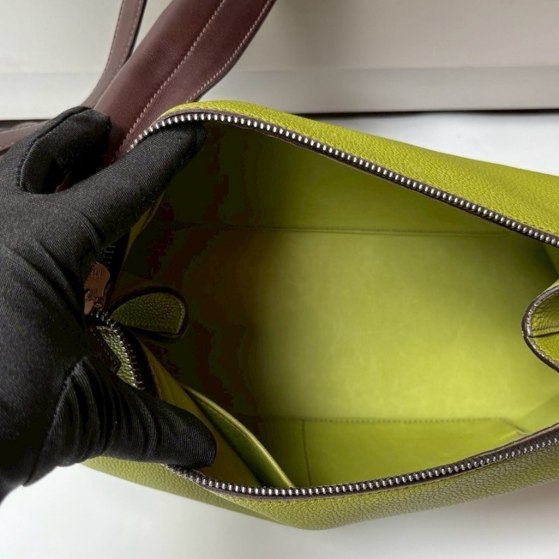 Hermes 咖把綠皮肩側包-21