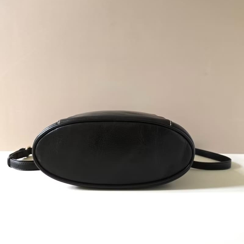 【LA LUNE】絕版中古包 Loewe蛇骨黑色盒子包 斜背包 側背包 單肩包 皮革包-3