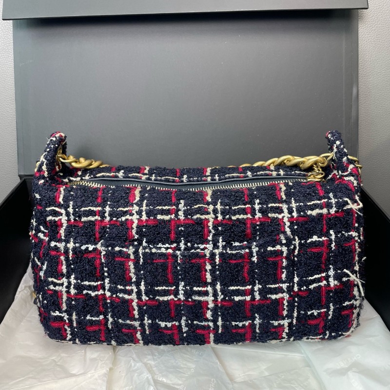 Chanel香奈兒【有購鉦】限量毛呢混色編織皮穿鏈條字母飯盒包 金色鏈條設計-1