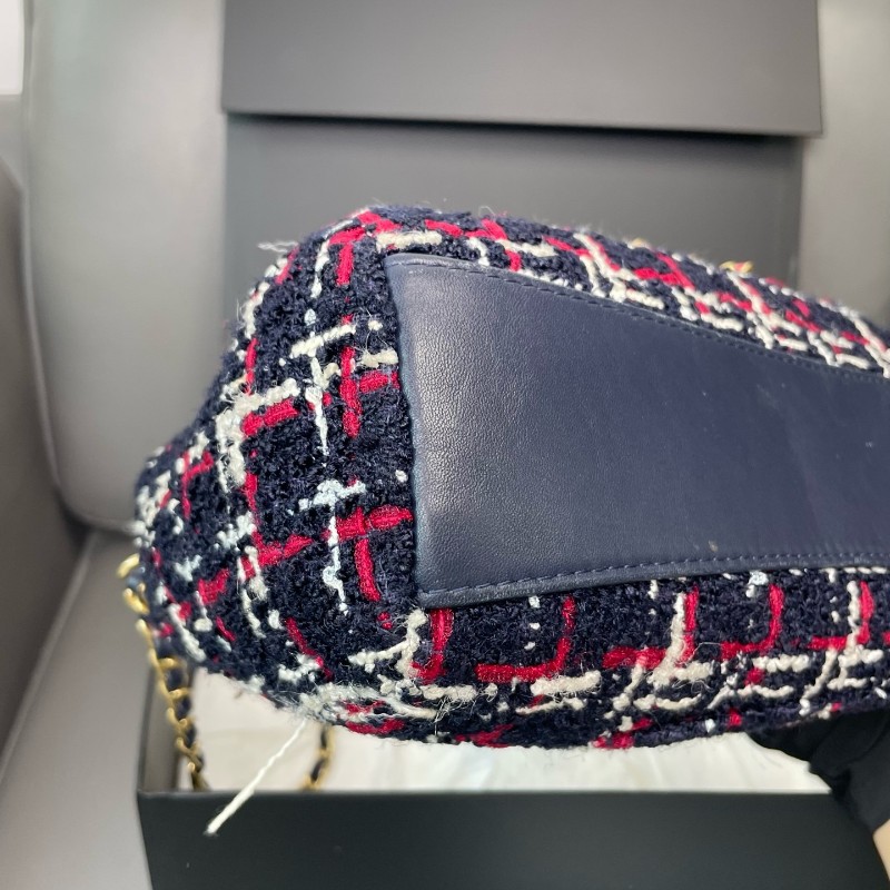 Chanel香奈兒【有購鉦】限量毛呢混色編織皮穿鏈條字母飯盒包 金色鏈條設計-4