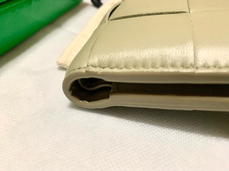 二手 保證正品 BOTTEGA VENETA 寬編織小羊皮革 金色拉鍊零錢短夾 草灰綠 限量色 BV-4
