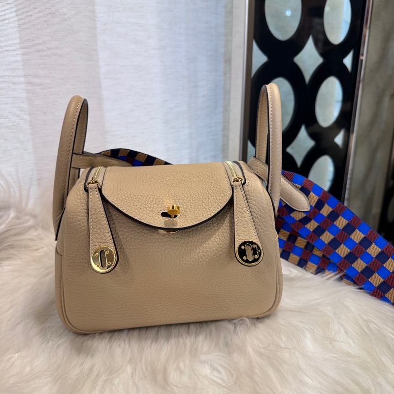 Hermes Mini Lindy 風衣灰TC皮金釦 近全新-0