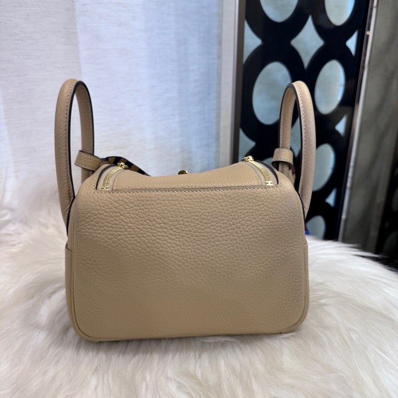 Hermes Mini Lindy 風衣灰TC皮金釦 近全新-1