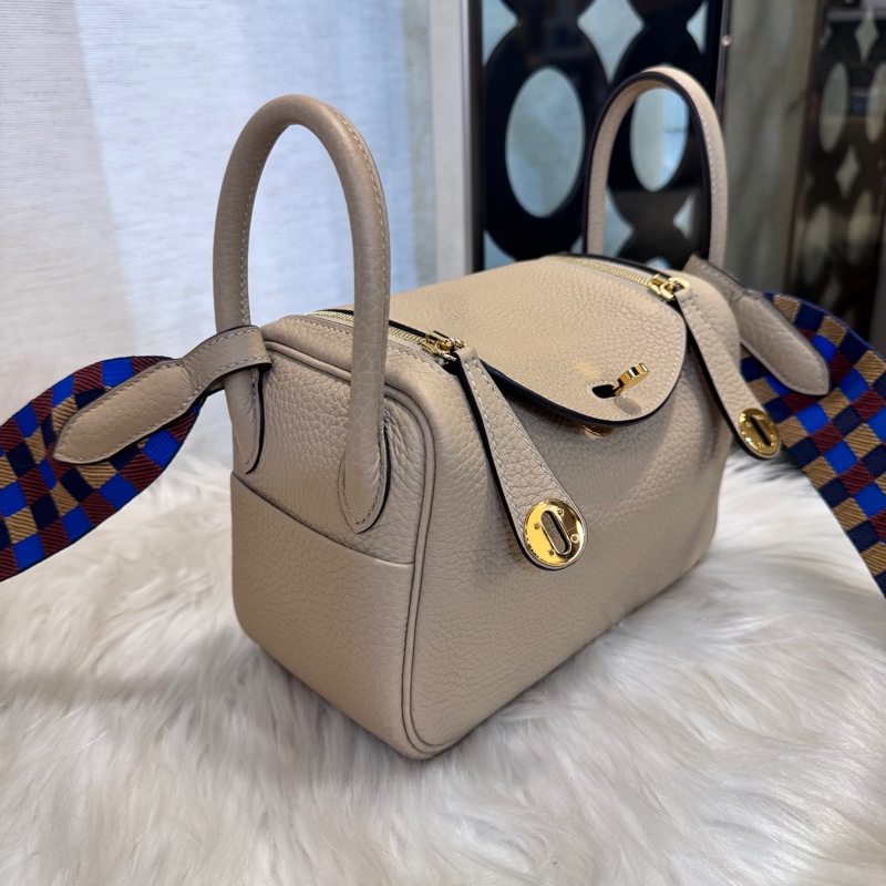 Hermes Mini Lindy 風衣灰TC皮金釦 近全新-3