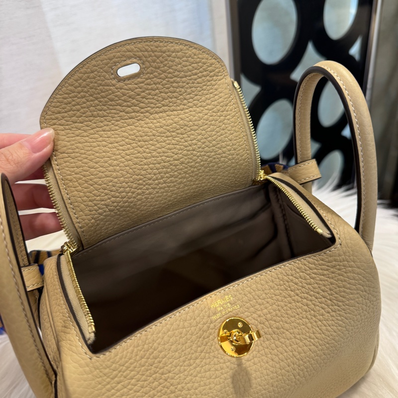 Hermes Mini Lindy 風衣灰TC皮金釦 近全新-8