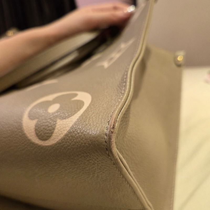 LV Louis Vuitton On The Go MM Tote路易威登手提肩背托特包晶片款-23