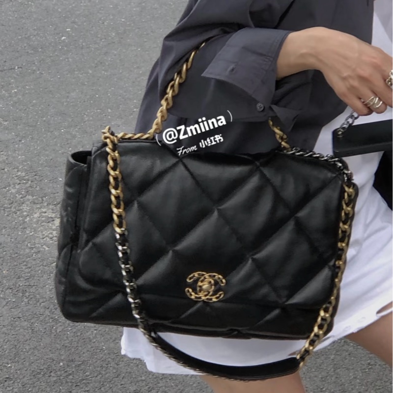 (全新品 全套配件🎁) Chanel 19 Maxi 黑金羊皮 飛機包 專櫃33萬!-20