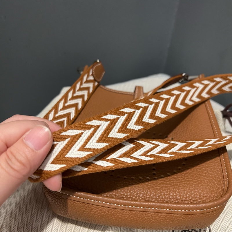 Hermes 愛馬仕 mini evelyne 16 金棕 銀釦-23
