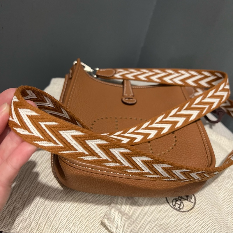 Hermes 愛馬仕 mini evelyne 16 金棕 銀釦-25