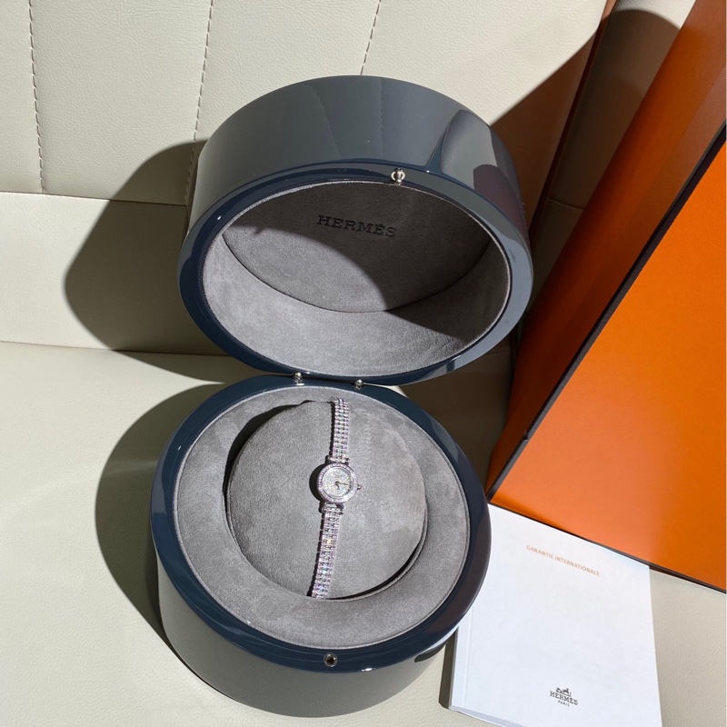 Hermès爱马仕福宝粉钻白金满钻手表 ,2021年购入-3