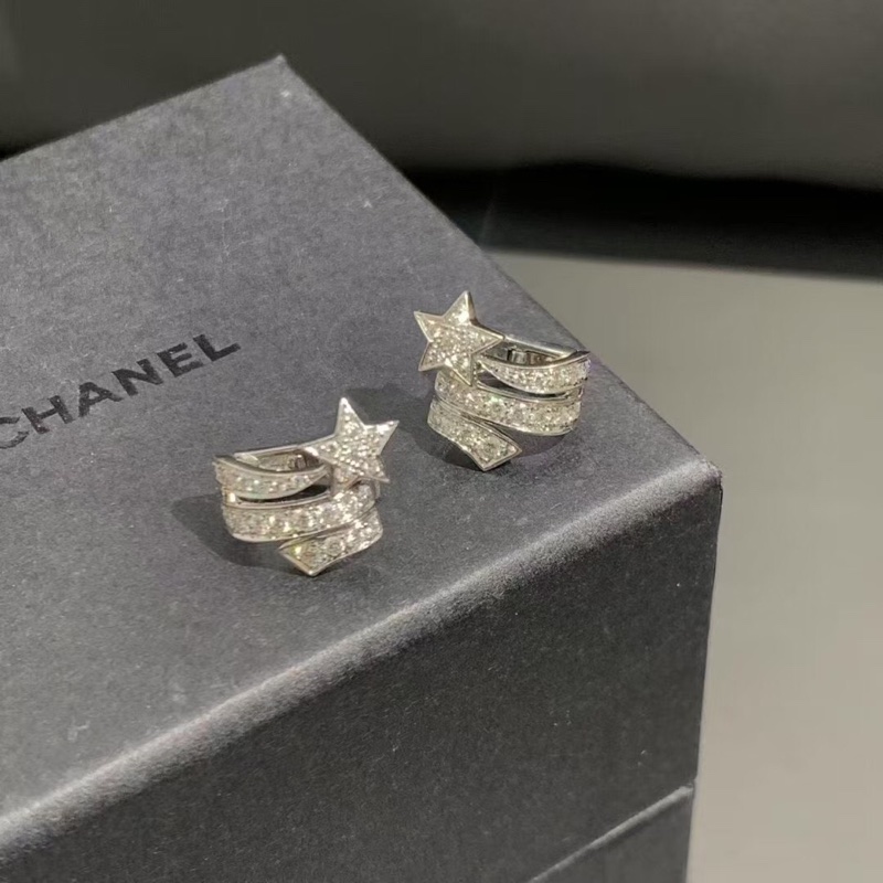 Chanel香奈兒Etoile Filante彗星18k白金滿鑽女士鑽石耳環，型號J10814 2024購入-3