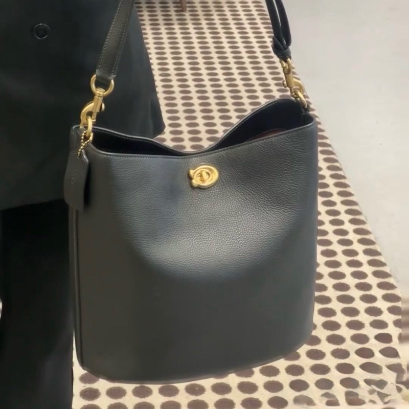 Coach bucket black bag-4