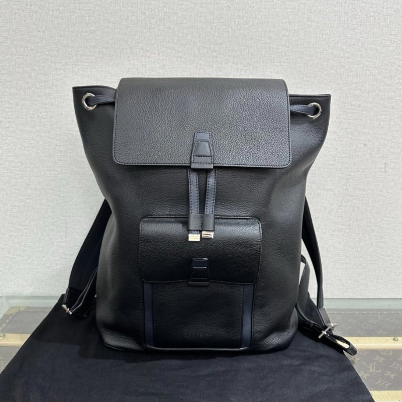 DIOR 黑色D-Motion牛皮男款後背包 30*11*38 98新配件塵袋-0