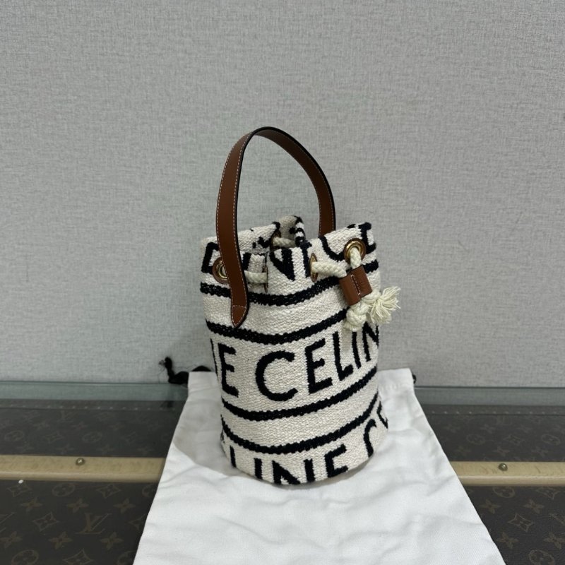Celine 黑白Teen Celine限量毛呢編織抽繩水桶包 16*15*20 99新配件塵袋-1