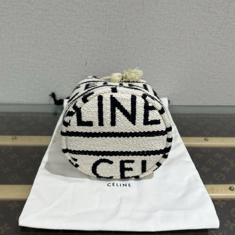 Celine 黑白Teen Celine限量毛呢編織抽繩水桶包 16*15*20 99新配件塵袋-3