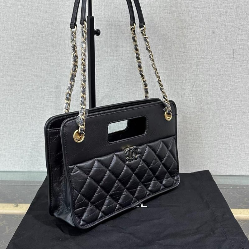 CHANEL 黑金橫版tote肩背腋下包 芯片款 26*18*8 99新配件塵袋-2