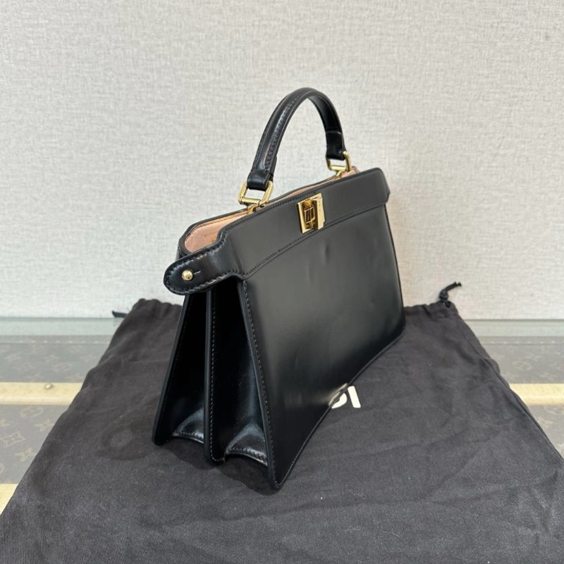 FENDI 黑金 Peekaboo手提肩背斜背包 29*18*11 99新配件塵袋雨衣-1