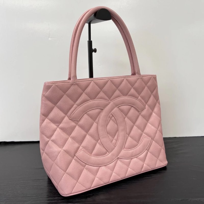 CHANEL Medallion粉金希爾頓手提包 30*25*15 98新配件塵袋-1