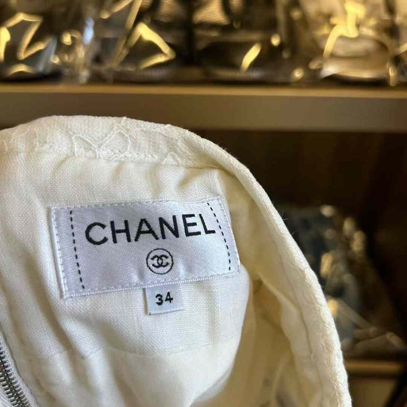 Chanel 秀款蕾絲半身裙正品 34號 只穿一次閒置-3