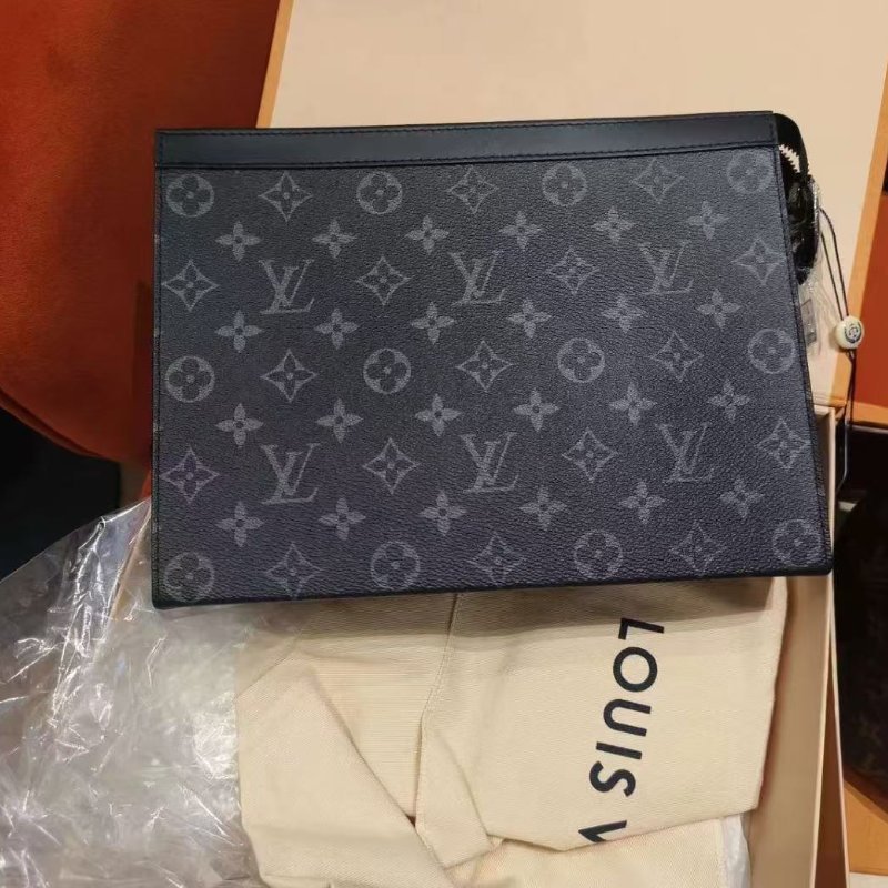 LV 芯片款 黑花26底長 手拿包 全新-1