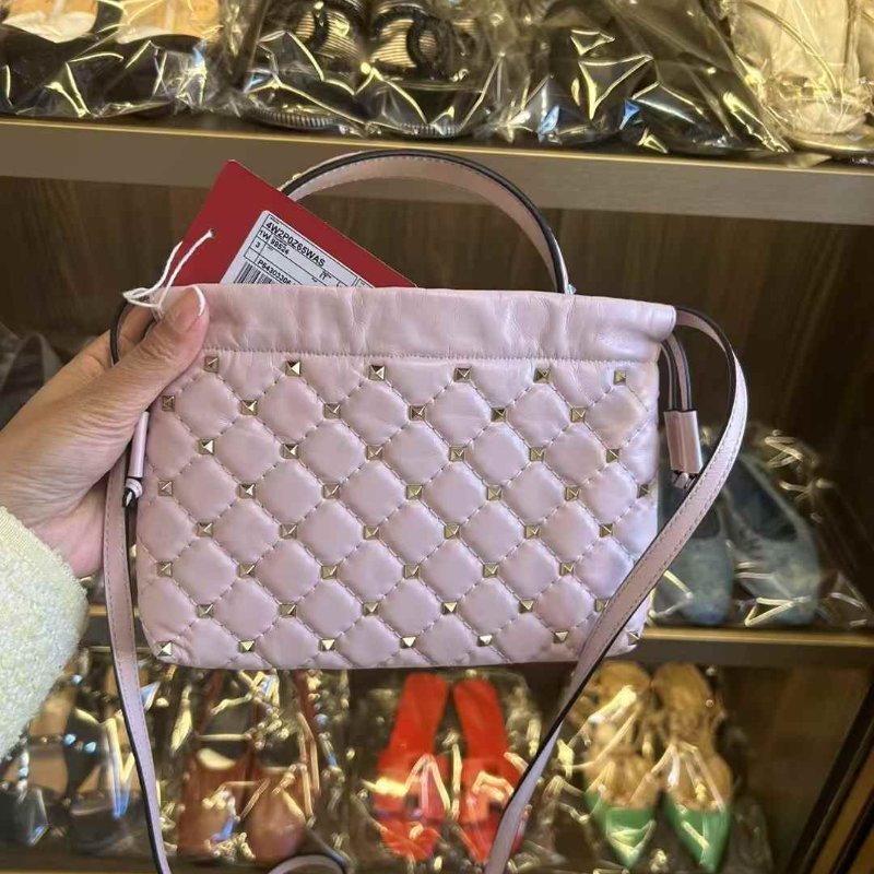 Valentino 手提包 全新有吊牌 很溫柔的顏色 原價5萬多-2