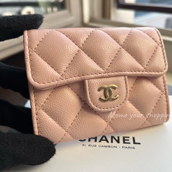 CHANEL 香奈兒 雙層 零錢包卡包|櫻花粉 金釦|康朋白盒-1