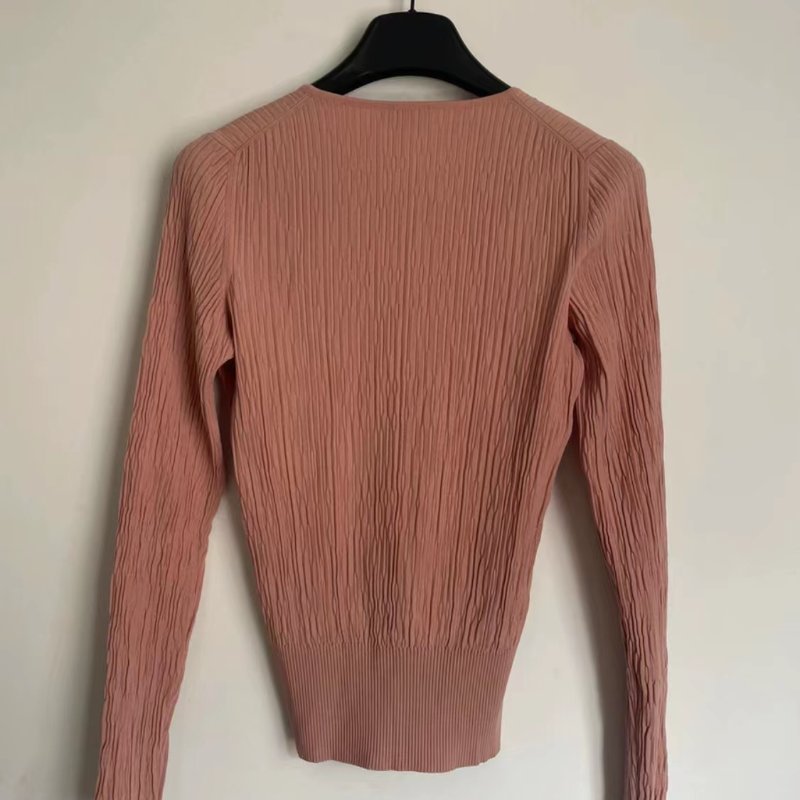 Chanel 龍蝦粉針織衫 全新拆吊牌 尺寸34碼 彈力很大 可單穿或者當內搭-1