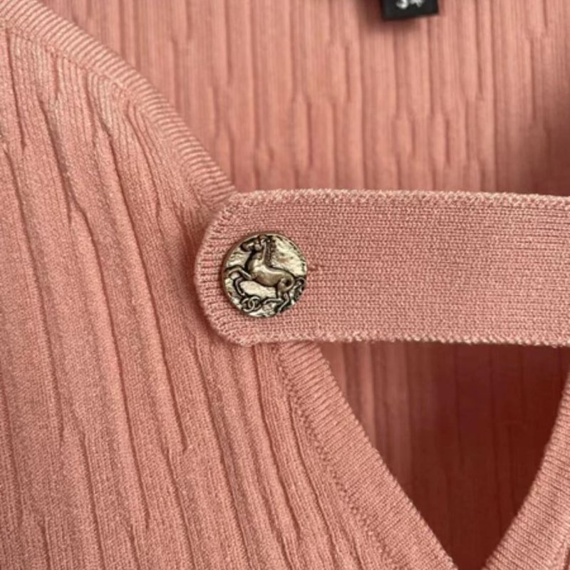 Chanel 龍蝦粉針織衫 全新拆吊牌 尺寸34碼 彈力很大 可單穿或者當內搭-2