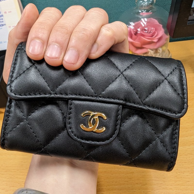 CHANEL 香奈兒 羊皮 零錢包卡包 翻蓋單層 黑金羊-5